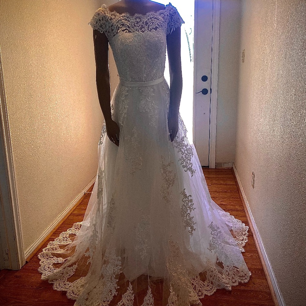 White Backless Lace Wedding Dress w/ Bateau Neckline
